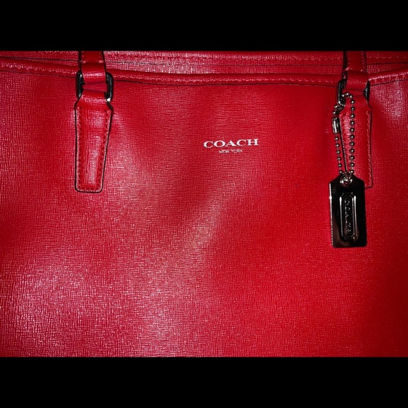 Coach Tote Red Leather - Picture 6 of 9
